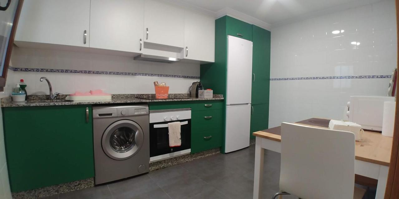 Piso Muy Luminoso En Zona Vieja Apartment Pontevedra Bagian luar foto