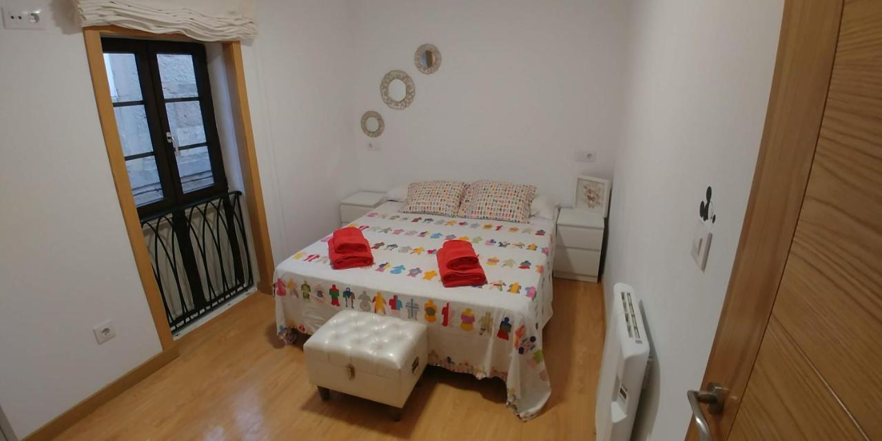 Piso Muy Luminoso En Zona Vieja Apartment Pontevedra Bagian luar foto
